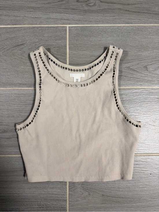 H&M Tops - H&M Cream Ribbed Eyelet Crop Tank